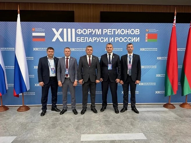 Брянсксельмаш представил технику на форуме в минске